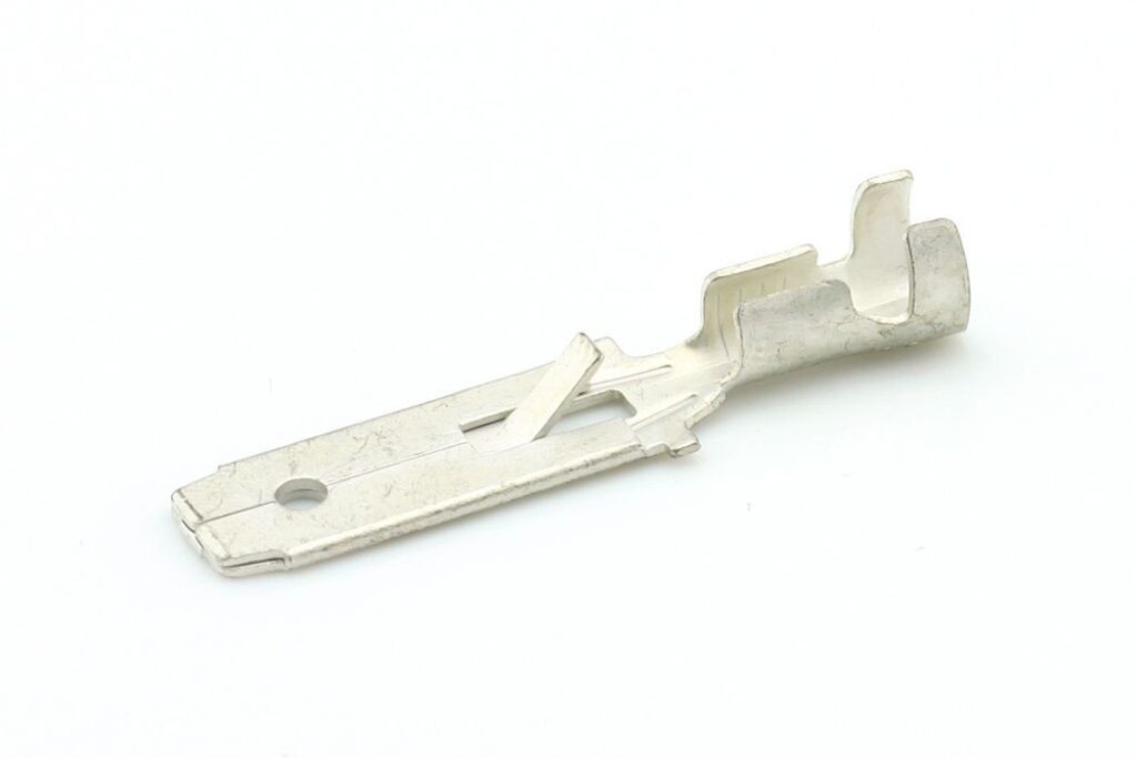 Female Multiple Plug Terminal 3-2911